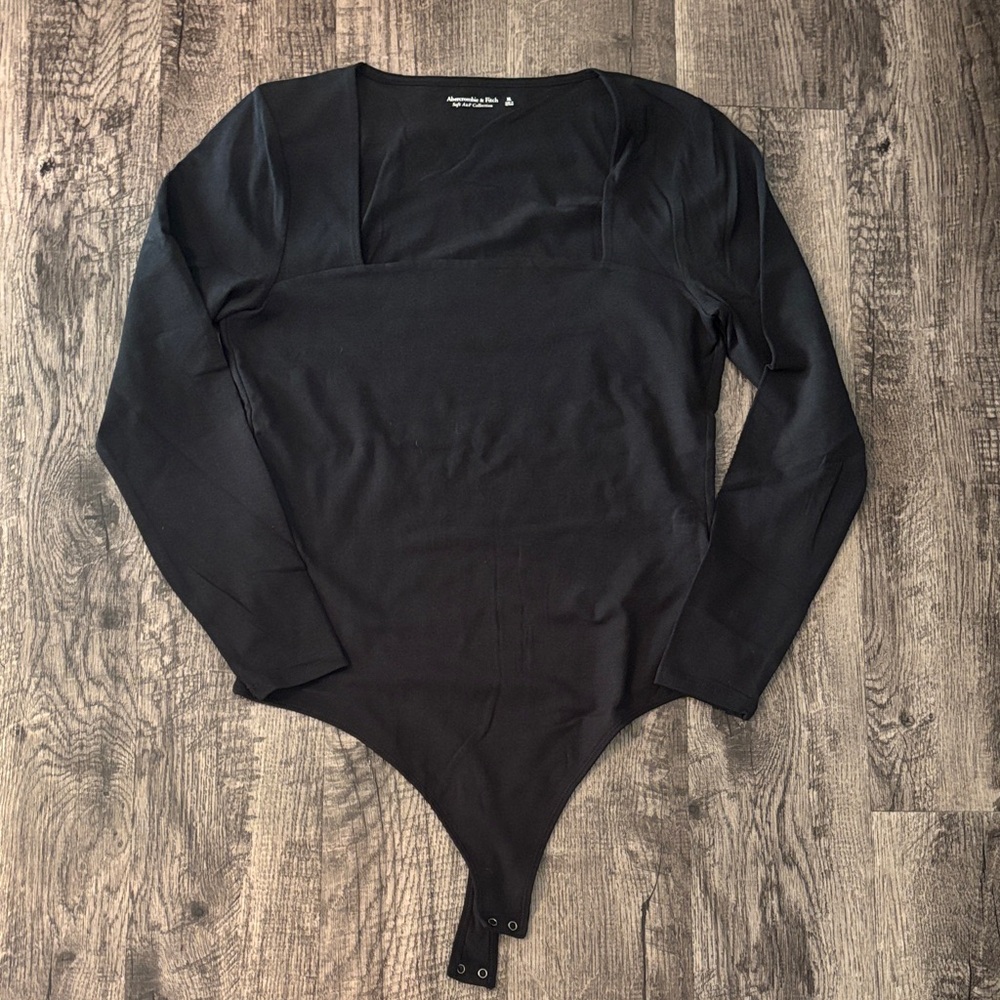Abercrombie & Fitch Square Neck Long Sleeve Bodysuit - Black - Size XLarge